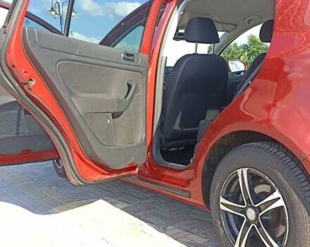 Красный Фольксваген Гольф Плюс, объемом двигателя 1.39 л и пробегом 166 тыс. км за 6200 $, фото 26 на Automoto.ua