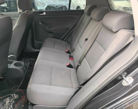 Красный Фольксваген Гольф Плюс, объемом двигателя 1.8 л и пробегом 298 тыс. км за 5780 $, фото 12 на Automoto.ua