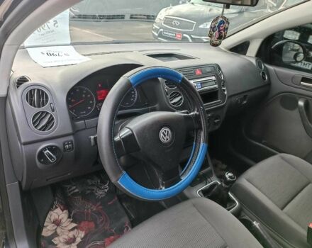 Красный Фольксваген Гольф Плюс, объемом двигателя 1.8 л и пробегом 298 тыс. км за 5780 $, фото 20 на Automoto.ua