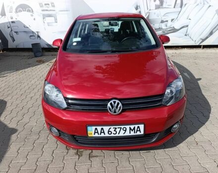 Фольксваген Golf Plus 2012 у Чернівцях на Automoto.ua Червоний Фольксваген Golf Plus, об'ємом двигуна 1 л та пробігом 152 тис. км за 7800 $, фото 3 на Automoto.ua