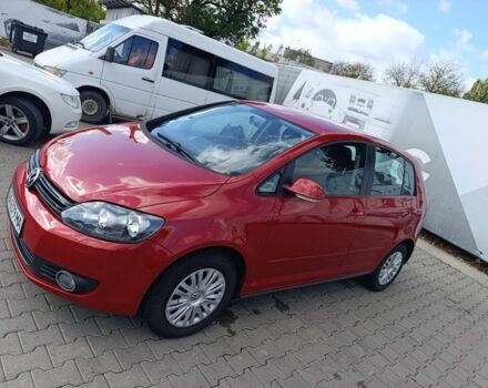 Фольксваген Golf Plus 2012 у Чернівцях на Automoto.ua Червоний Фольксваген Golf Plus, об'ємом двигуна 1 л та пробігом 152 тис. км за 7800 $, фото 5 на Automoto.ua