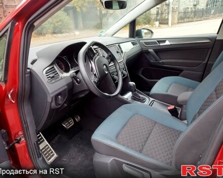 Червоний Фольксваген Golf Plus, об'ємом двигуна 1.5 л та пробігом 14 тис. км за 19500 $, фото 2 на Automoto.ua