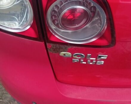 Червоний Фольксваген Golf Plus, об'ємом двигуна 1.6 л та пробігом 225 тис. км за 5500 $, фото 11 на Automoto.ua