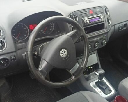 Червоний Фольксваген Golf Plus, об'ємом двигуна 1.6 л та пробігом 225 тис. км за 5500 $, фото 9 на Automoto.ua