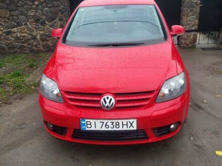 Червоний Фольксваген Golf Plus, об'ємом двигуна 1.4 л та пробігом 238 тис. км за 5999 $, фото 1 на Automoto.ua