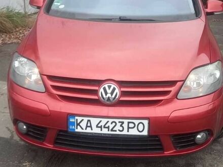 Червоний Фольксваген Golf Plus, об'ємом двигуна 1.4 л та пробігом 184 тис. км за 6900 $, фото 1 на Automoto.ua