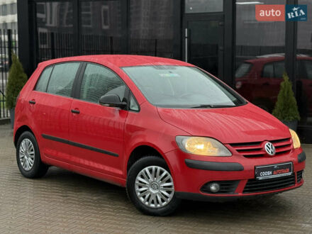 Красный Фольксваген Гольф Плюс, объемом двигателя 1.9 л и пробегом 240 тыс. км за 5900 $, фото 1 на Automoto.ua