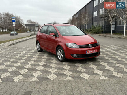 Красный Фольксваген Гольф Плюс, объемом двигателя 1.4 л и пробегом 161 тыс. км за 8700 $, фото 1 на Automoto.ua