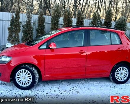Червоний Фольксваген Golf Plus, об'ємом двигуна 1.6 л та пробігом 21900 тис. км за 7998 $, фото 1 на Automoto.ua