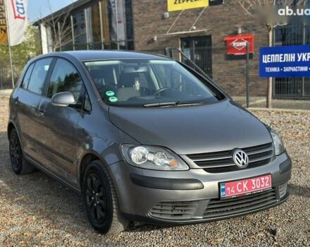 Фольксваген Гольф Плюс, объемом двигателя 1.4 л и пробегом 208 тыс. км за 5500 $, фото 2 на Automoto.ua