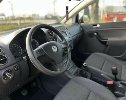 Фольксваген Гольф Плюс, объемом двигателя 1.4 л и пробегом 208 тыс. км за 5500 $, фото 21 на Automoto.ua