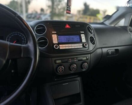 Фольксваген Гольф Плюс, объемом двигателя 1.6 л и пробегом 202 тыс. км за 6500 $, фото 29 на Automoto.ua