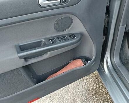 Фольксваген Golf Plus, об'ємом двигуна 1.6 л та пробігом 178 тис. км за 6300 $, фото 15 на Automoto.ua