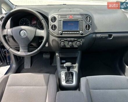 Фольксваген Гольф Плюс, объемом двигателя 2 л и пробегом 242 тыс. км за 6500 $, фото 11 на Automoto.ua