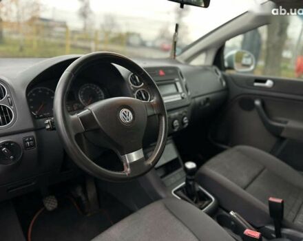 Фольксваген Golf Plus, об'ємом двигуна 1.6 л та пробігом 221 тис. км за 5999 $, фото 20 на Automoto.ua