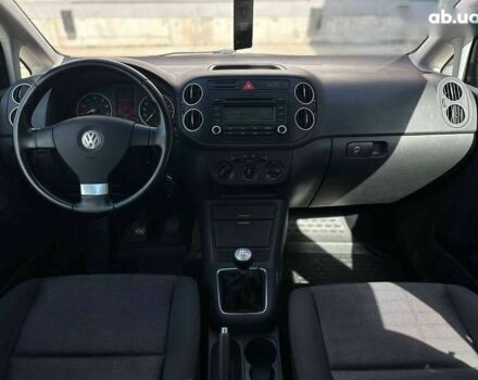 Фольксваген Гольф Плюс, объемом двигателя 1.4 л и пробегом 212 тыс. км за 5500 $, фото 19 на Automoto.ua