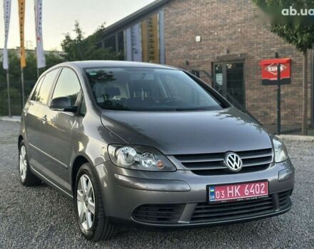 Фольксваген Гольф Плюс, объемом двигателя 1.6 л и пробегом 202 тыс. км за 6500 $, фото 1 на Automoto.ua
