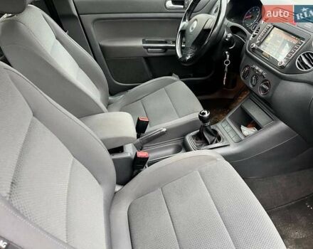 Фольксваген Гольф Плюс, объемом двигателя 1.6 л и пробегом 178 тыс. км за 6300 $, фото 12 на Automoto.ua