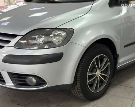 Фольксваген Гольф Плюс, объемом двигателя 1.6 л и пробегом 283 тыс. км за 6990 $, фото 4 на Automoto.ua