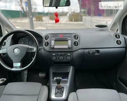 Фольксваген Golf Plus, об'ємом двигуна 2 л та пробігом 250 тис. км за 6200 $, фото 16 на Automoto.ua