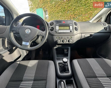 Фольксваген Гольф Плюс, объемом двигателя 1.4 л и пробегом 191 тыс. км за 6500 $, фото 16 на Automoto.ua