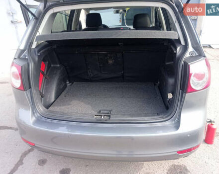 Фольксваген Golf Plus, об'ємом двигуна 1.6 л та пробігом 240 тис. км за 6200 $, фото 4 на Automoto.ua