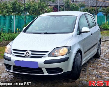 Фольксваген Гольф Плюс, объемом двигателя 1.6 л и пробегом 242 тыс. км за 6500 $, фото 2 на Automoto.ua