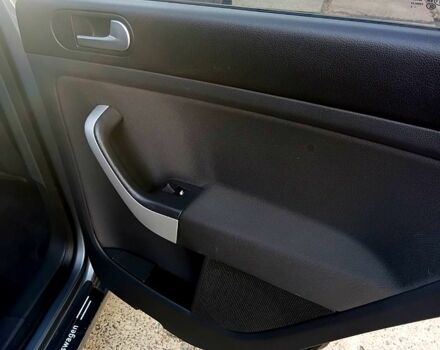 Фольксваген Гольф Плюс, объемом двигателя 1.6 л и пробегом 268 тыс. км за 5400 $, фото 11 на Automoto.ua