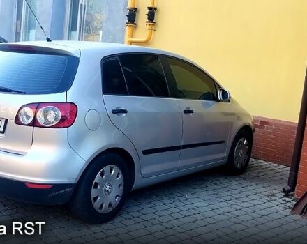 Фольксваген Гольф Плюс, объемом двигателя 1.6 л и пробегом 262 тыс. км за 5000 $, фото 4 на Automoto.ua