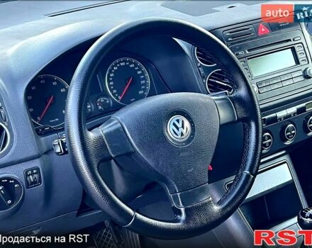 Фольксваген Гольф Плюс, объемом двигателя 1.6 л и пробегом 227 тыс. км за 5999 $, фото 4 на Automoto.ua