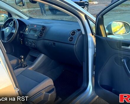 Фольксваген Гольф Плюс, объемом двигателя 1.6 л и пробегом 180 тыс. км за 6200 $, фото 8 на Automoto.ua