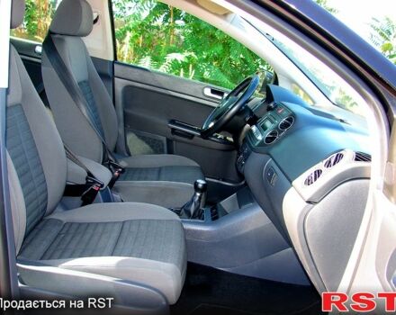 Фольксваген Гольф Плюс, объемом двигателя 1.6 л и пробегом 195 тыс. км за 6400 $, фото 9 на Automoto.ua