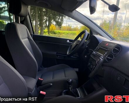 Фольксваген Гольф Плюс, объемом двигателя 1.6 л и пробегом 173 тыс. км за 6000 $, фото 7 на Automoto.ua