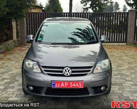 Фольксваген Гольф Плюс, объемом двигателя 1.6 л и пробегом 212 тыс. км за 6200 $, фото 1 на Automoto.ua