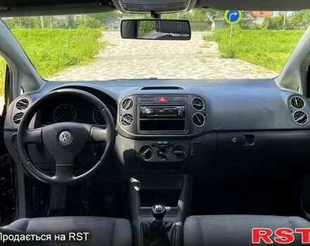 Фольксваген Golf Plus, об'ємом двигуна 1.6 л та пробігом 204 тис. км за 5850 $, фото 4 на Automoto.ua