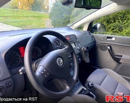 Фольксваген Гольф Плюс, объемом двигателя 1.6 л и пробегом 173 тыс. км за 6000 $, фото 6 на Automoto.ua