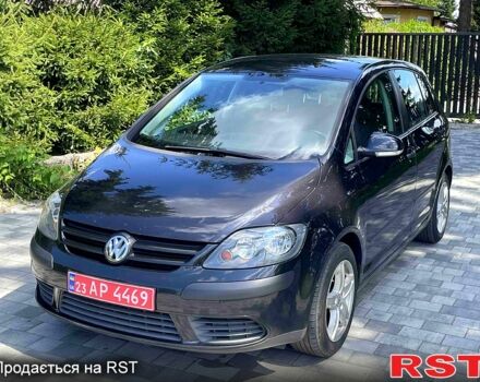 Фольксваген Golf Plus, об'ємом двигуна 1.6 л та пробігом 204 тис. км за 5850 $, фото 1 на Automoto.ua