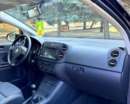 Фольксваген Гольф Плюс, объемом двигателя 1.6 л и пробегом 226 тыс. км за 5700 $, фото 8 на Automoto.ua