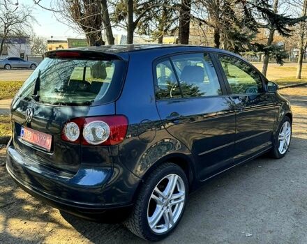 Фольксваген Гольф Плюс, объемом двигателя 1.6 л и пробегом 245 тыс. км за 5600 $, фото 2 на Automoto.ua