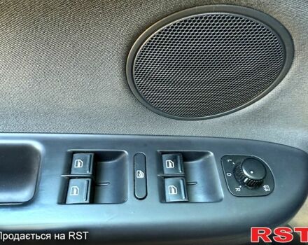 Фольксваген Гольф Плюс, объемом двигателя 1.9 л и пробегом 214 тыс. км за 7999 $, фото 5 на Automoto.ua