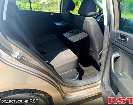 Фольксваген Гольф Плюс, объемом двигателя 1.6 л и пробегом 99 тыс. км за 7399 $, фото 5 на Automoto.ua