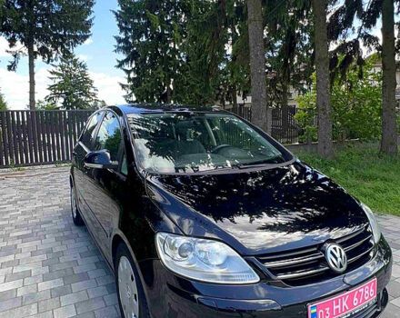 Фольксваген Гольф Плюс, объемом двигателя 1.6 л и пробегом 172 тыс. км за 6000 $, фото 1 на Automoto.ua
