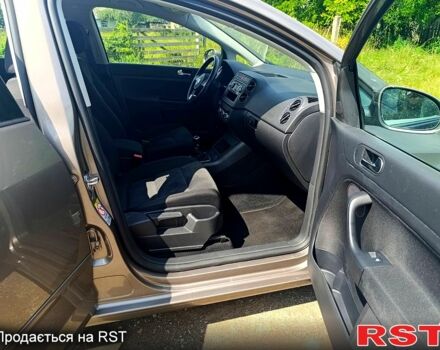 Фольксваген Гольф Плюс, объемом двигателя 1.6 л и пробегом 99 тыс. км за 7399 $, фото 4 на Automoto.ua