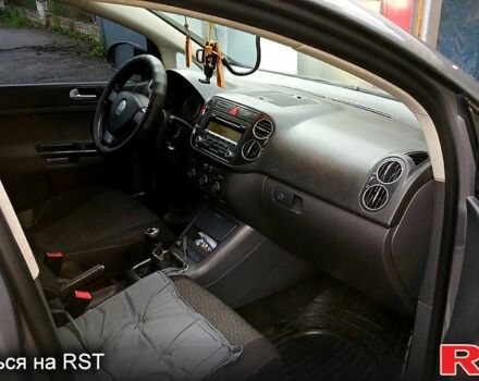 Фольксваген Golf Plus, об'ємом двигуна 1.6 л та пробігом 273 тис. км за 7200 $, фото 3 на Automoto.ua