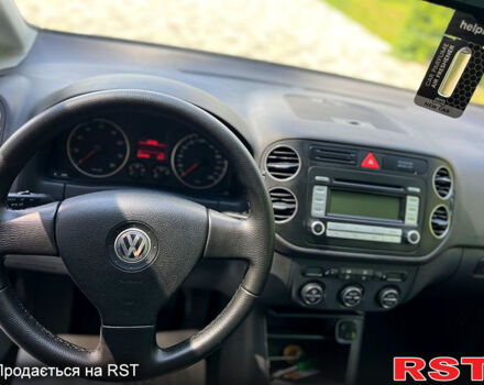 Фольксваген Гольф Плюс, объемом двигателя 1.6 л и пробегом 172 тыс. км за 6000 $, фото 6 на Automoto.ua