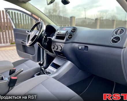 Фольксваген Гольф Плюс, объемом двигателя 1.6 л и пробегом 176 тыс. км за 6000 $, фото 5 на Automoto.ua