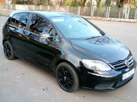 Фольксваген Гольф Плюс, объемом двигателя 1.9 л и пробегом 220 тыс. км за 5600 $, фото 1 на Automoto.ua