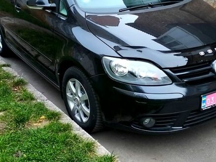 Фольксваген Гольф Плюс, объемом двигателя 1.6 л и пробегом 232 тыс. км за 6400 $, фото 1 на Automoto.ua