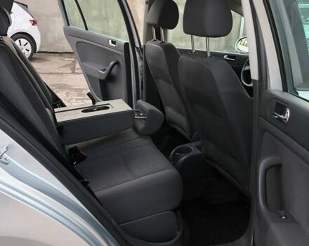 Серый Фольксваген Гольф Плюс, объемом двигателя 1.4 л и пробегом 159 тыс. км за 5000 $, фото 18 на Automoto.ua