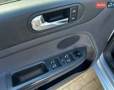 Серый Фольксваген Гольф Плюс, объемом двигателя 1.4 л и пробегом 159 тыс. км за 5500 $, фото 17 на Automoto.ua